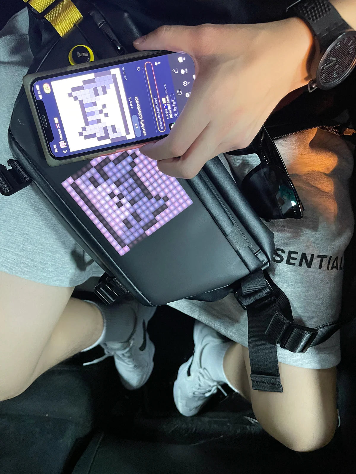 Divoom Shoulder Bag Pixel Art LED Daypack