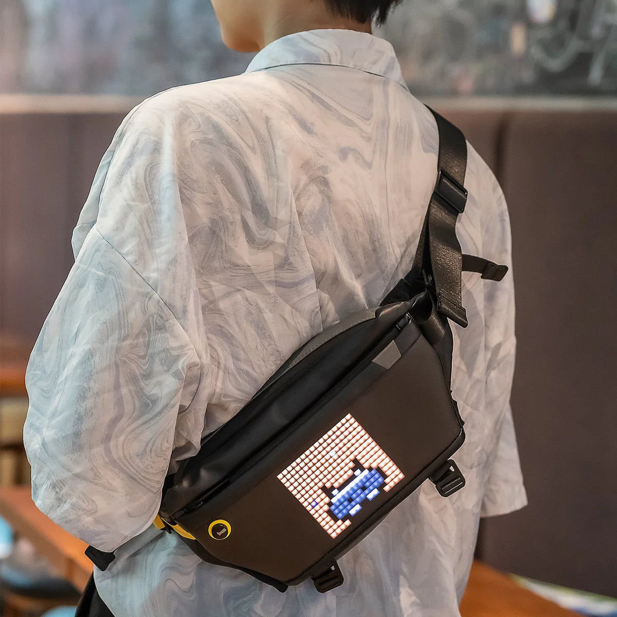 Divoom Shoulder Bag Pixel Art LED Daypack