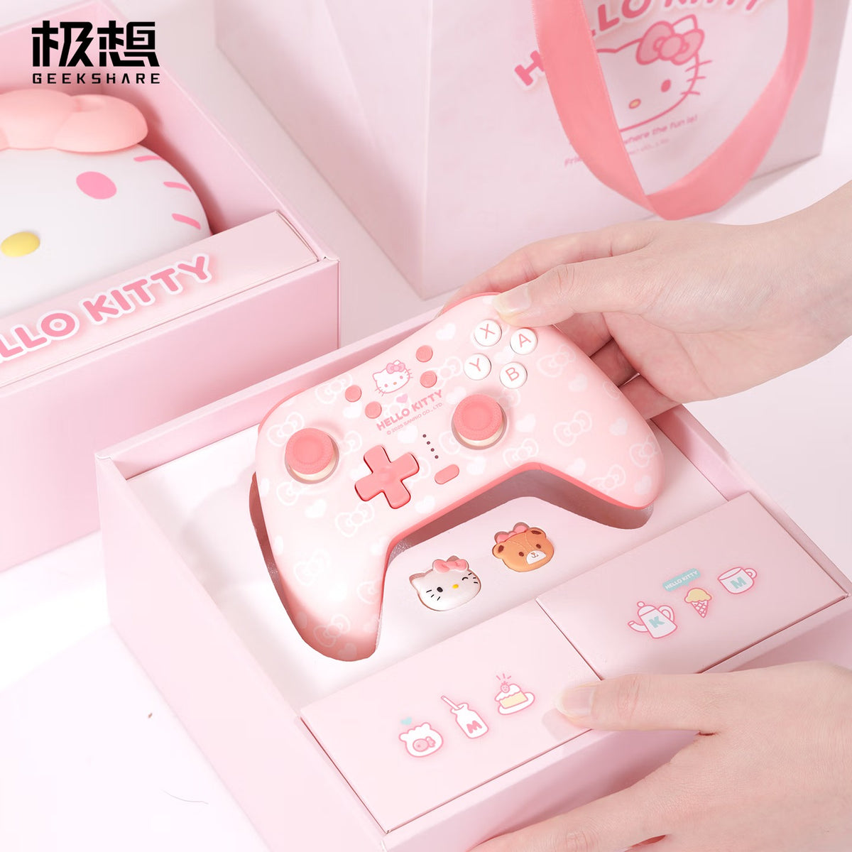 GeekShare Hello Kitty Controller Gift Box
