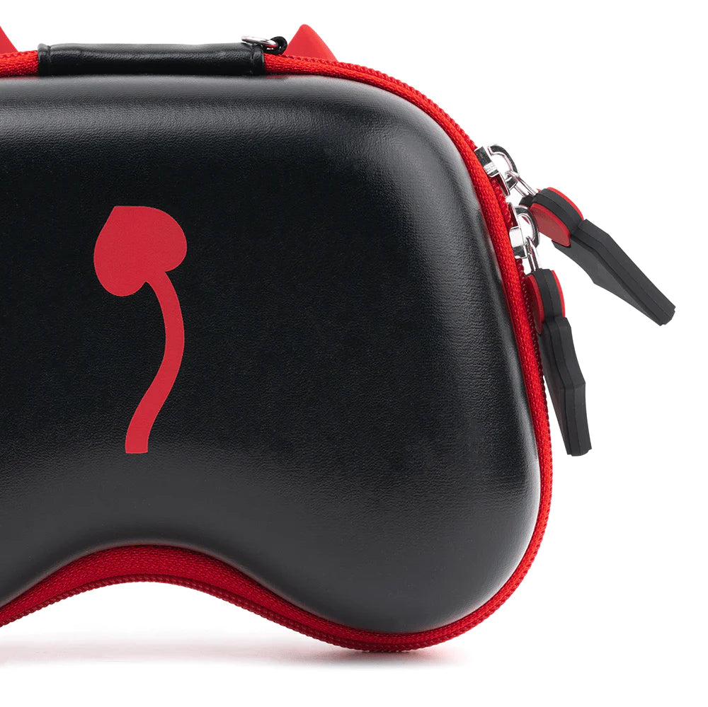 GeekShare "Devil" carrying case for gaming controllers