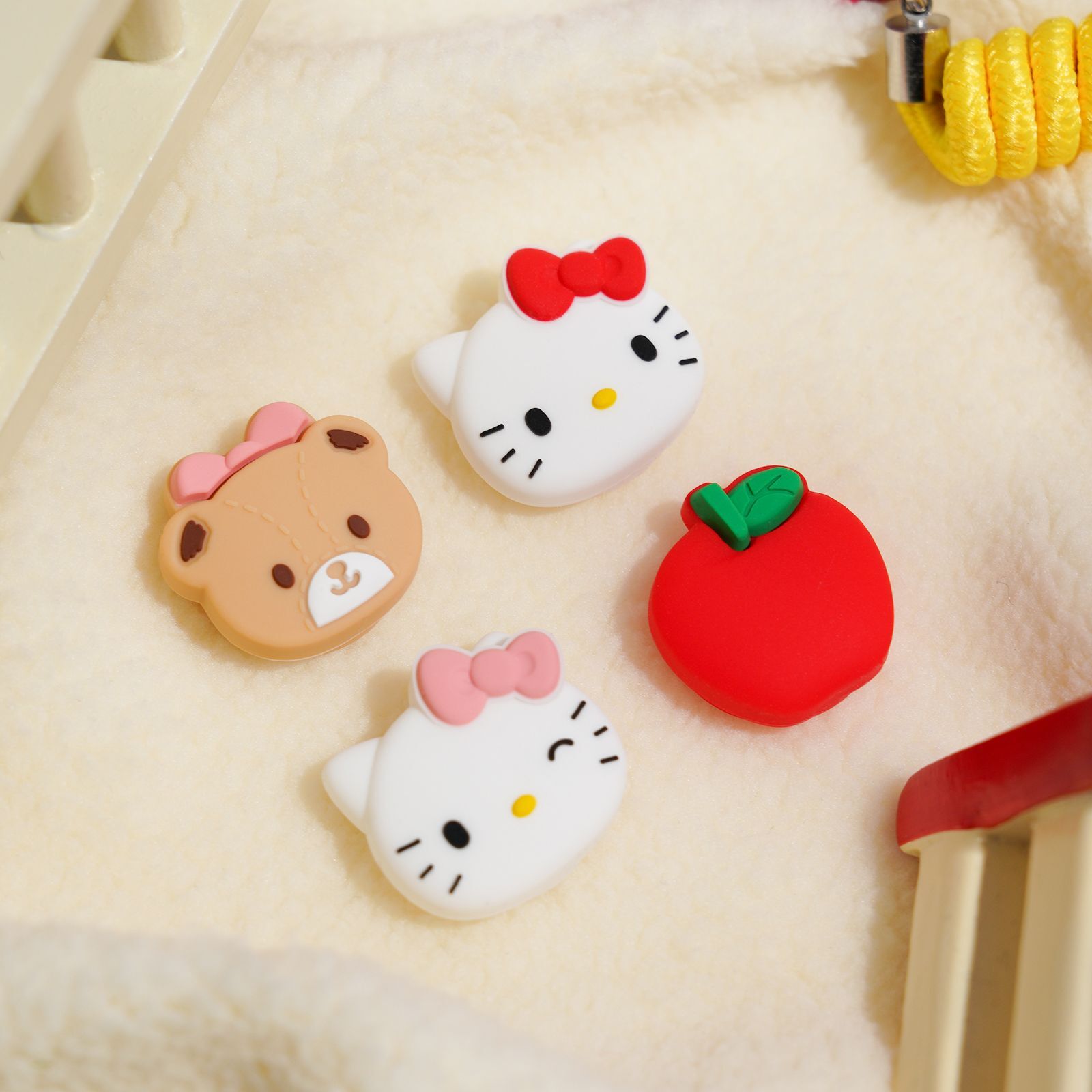 GeekShare "Hello Kitty Companion" Thumb Grips (NS Pro, PS4 & PS5)